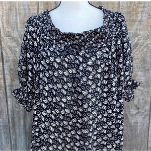 Chelsea & Theodore Flow Womans Dress